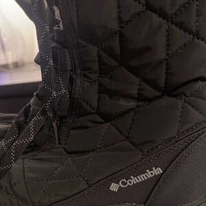 Columbia Black Quilted Winter Boots